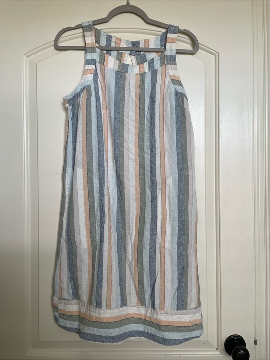 Dresses & Skirts - Women’s SZ M Striped Sleeveless Linen-Blend Dress